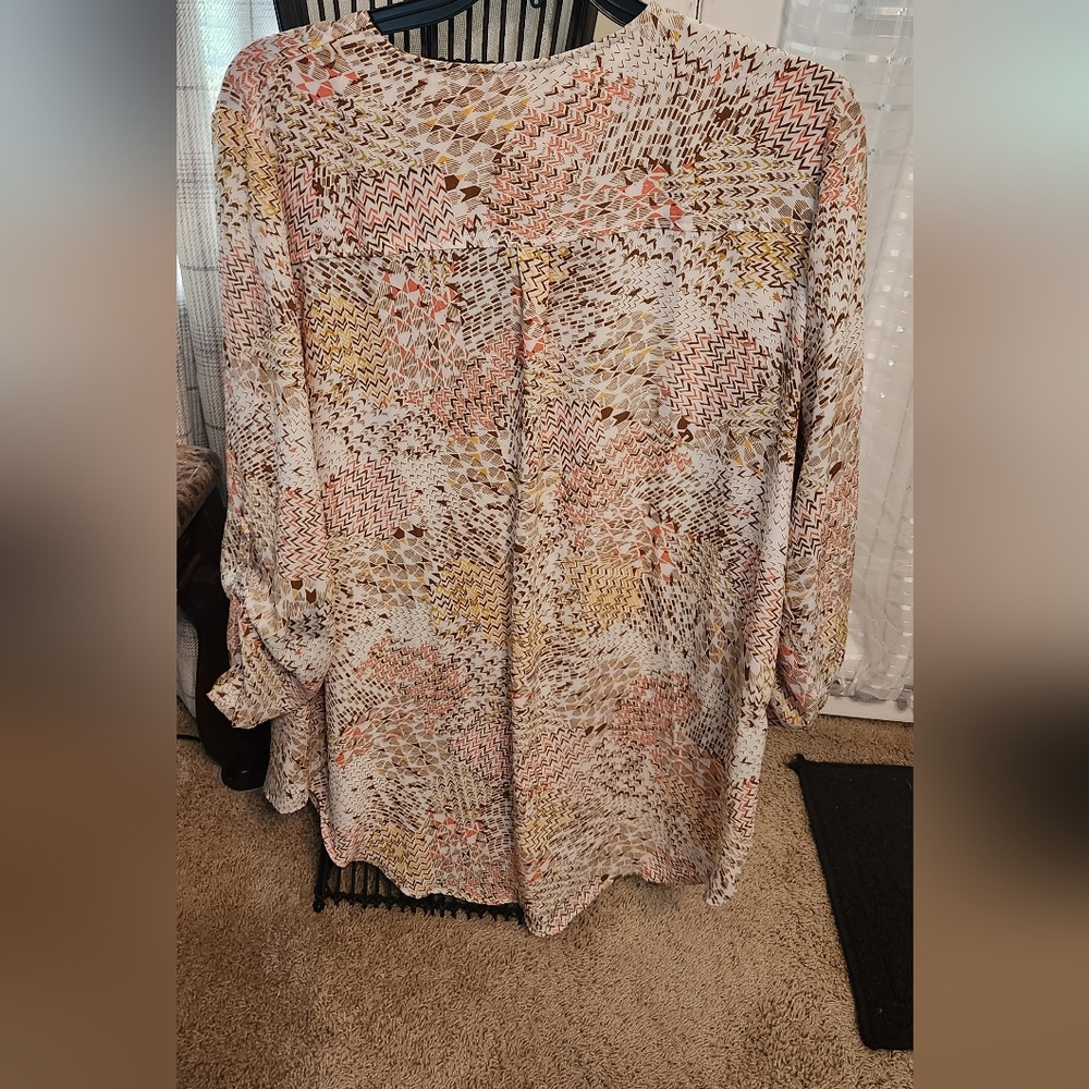 Women's Multicolor Patterned Top - Picture 2 of 4